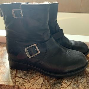 Frye Black fur lined moto boots
